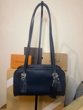 Coach Swing Zip 20 NWT Black and Brass